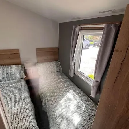 The Lucky Shamrock Caravan - By Stunning, Crantock